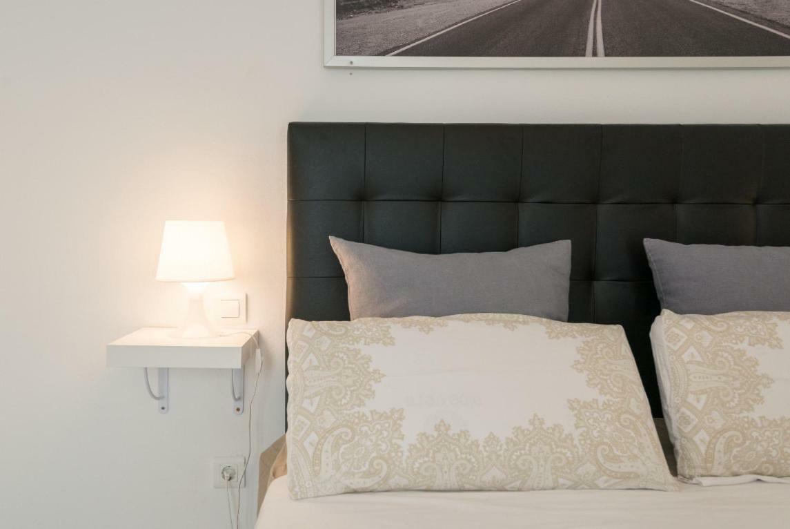 Ml1C-Prime Location Marble Apartment With Patios Malaga Bagian luar foto
